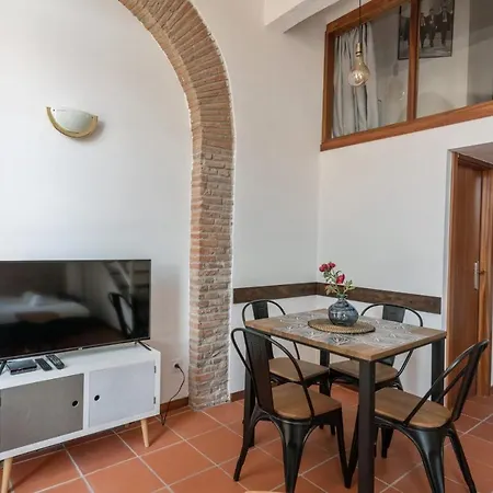Апартаменты Duplex Du Capitole 5b - Welkeys *